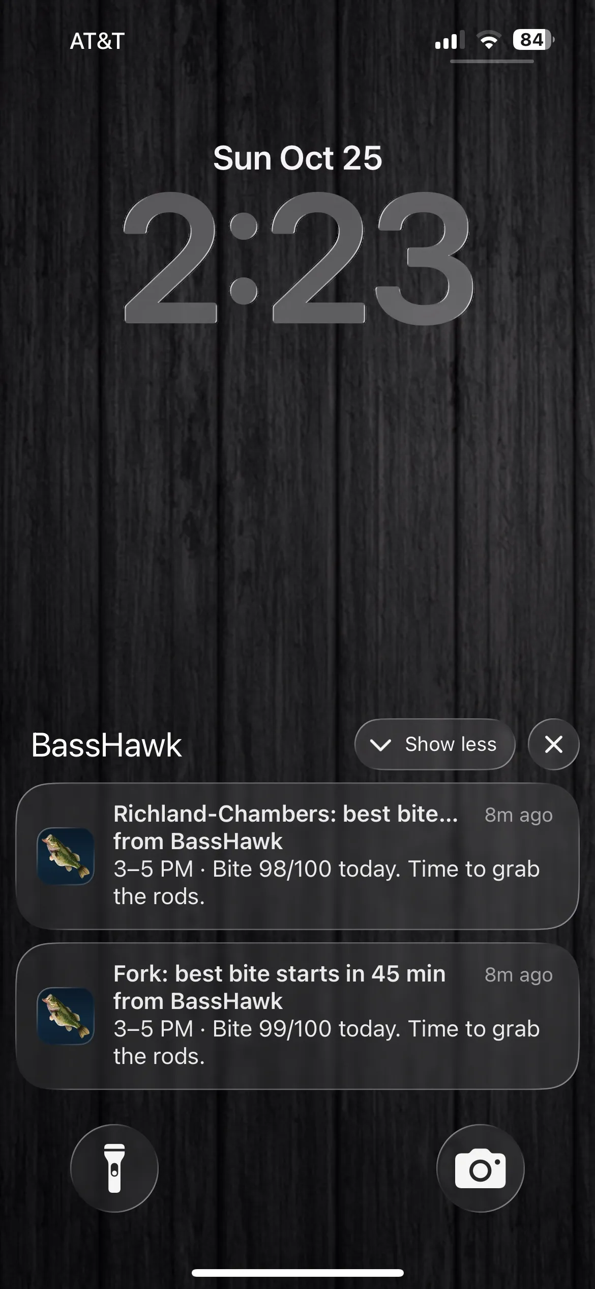 Two bite-window alerts on a Sunday afternoon: Lake Fork at 99 and Richland-Chambers at 98, best bite 3–5 PM